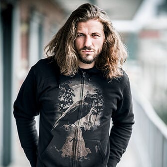 Hupparit & Neuleet / Tyyli kuntoon, volyymit asentoon 666!