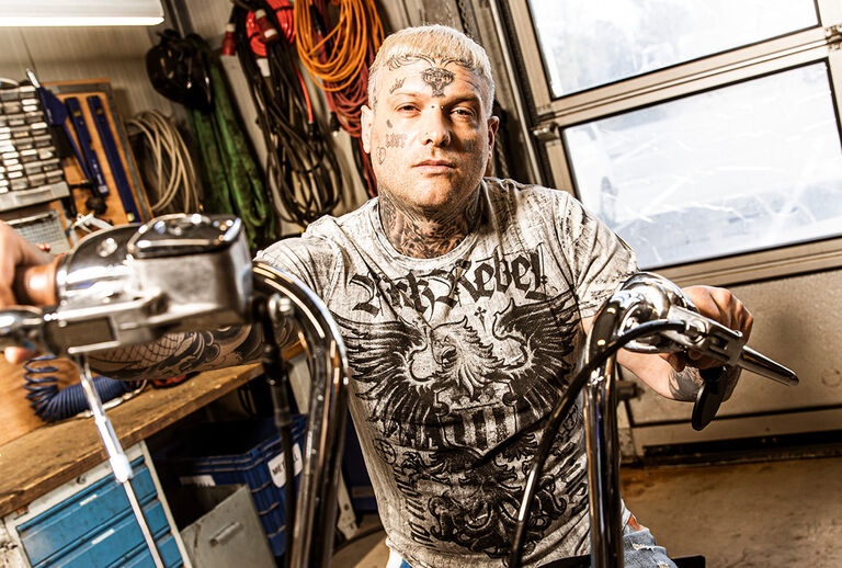 Miesten rock-tyyli / Tutustu heti!