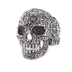 Ornament Skull, etNox hard and heavy, Sormus